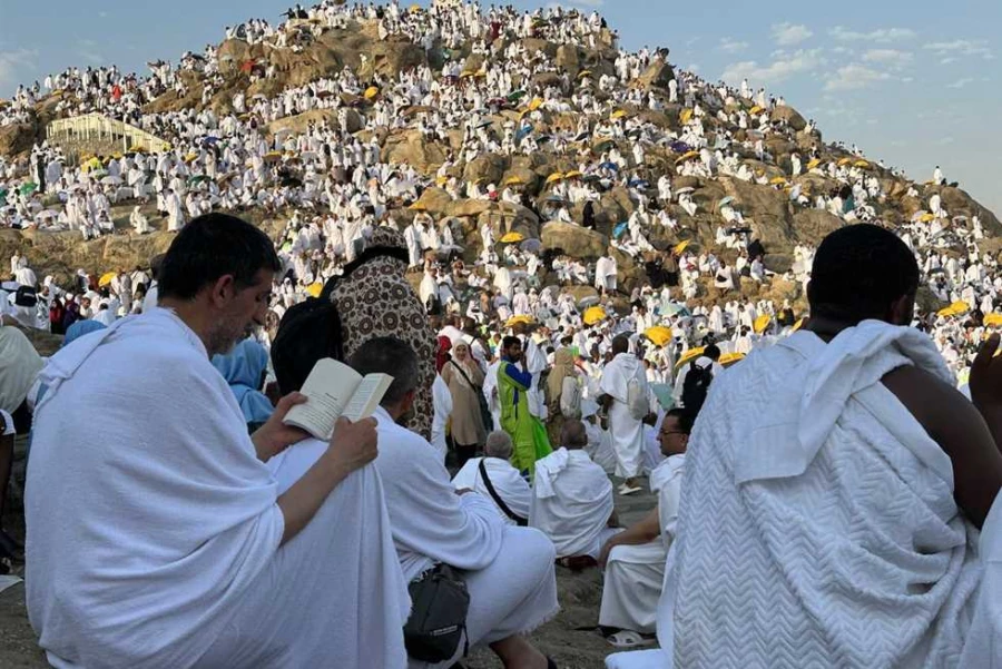 فیلم: صحرای عرفات، آماده حضور زائران 3