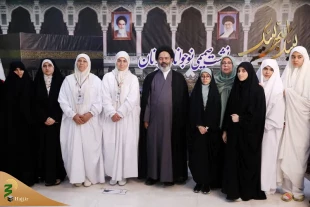 حجة الاسلام نواب؛ إن حضور المراهقین فی الحج تعتبر عملاً قیماً و استثماراً لمستقبلهم. 3