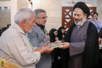  مراسم تجلیل از خانواده شهدا   14