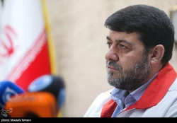 راه اندازى بیمارستان‌های هلال‌احمر در عرفات و منا
 2