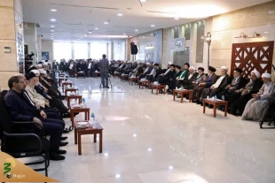 رئيس بعثة الحجاج الإيرانيين في لقاء ممثلي المراجع العظام للتقليد؛ وضع الحج هذا العام أفضل من الأعوام الماضية في كثير من النواحي. 3