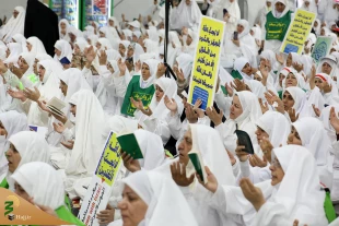 متن و حاشیه مراسم باشکوه برائت از مشرکین در عرفات 9