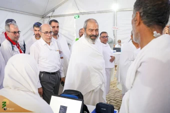 بازدید میدانی سرپرست حجاج ایرانی از بیمارستان صحرایی و کاروان جانبازان در عرفات 15