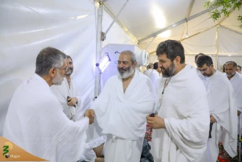 بازدید میدانی سرپرست حجاج ایرانی از بیمارستان صحرایی و کاروان جانبازان در عرفات 22