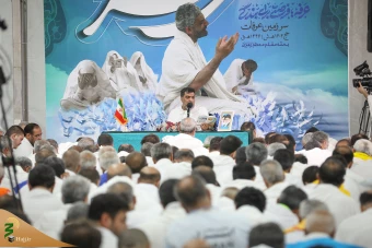 دعای عرفه زائران ایرانی ؛ قله عرفان اسلامی در صحرای عرفات 33
