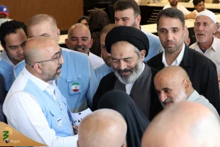 بازدید سرپرست حجاج ایرانی از محل اقامت حاجیان در «مزون متالقه» و گفتگوی صمیمی با زائران 8