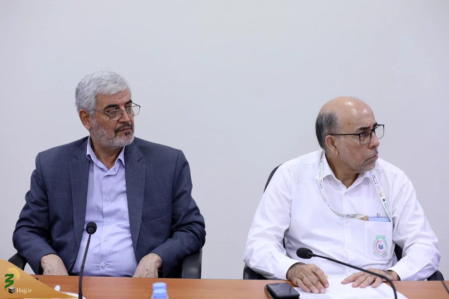 در جلسه شورای برنامه ریزی حج و زیارت در مکه مکرمه عنوان شد:
تقدیر از عملکرد مطلوب خادمان حج 1404/ شروع بازگشت حاجیان ایرانی به میهن از فردا 10