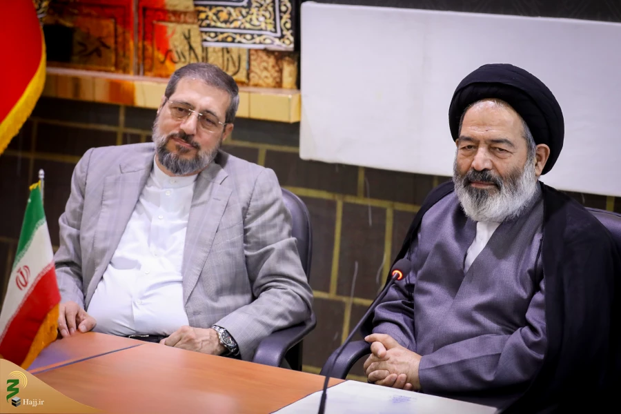 جلسه شورای برنامه ریزی حج و زیارت در مکه مکرمه 15