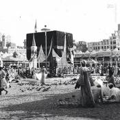 مقایسه‌ دیروز و امروز نحوه انجام مناسک حج 3