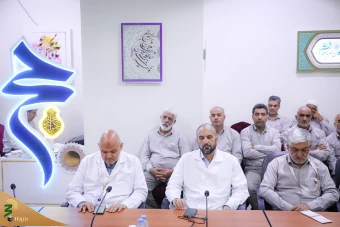  دیدار صمیمانه عوامل اجرایی کاروان بعثه و سازمان حج با نماینده ولی‌فقیه در امور حج 12