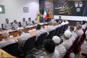  دیدار صمیمانه عوامل اجرایی کاروان بعثه و سازمان حج با نماینده ولی‌فقیه در امور حج 21