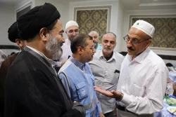 گفتگوی صمیمی سرپرست حجاج ایرانی با حاجیان در هتل منار توحید/ پاسخ به سوالات و تقدیر از عملکرد معینه ها 6