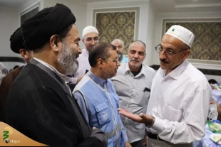 Head of Iranian Pilgrims Holds Intimate Conversation With Pilgrims at Manar Tohid Hotel/Answers Questions and Appreciates the Performance of Officials 3