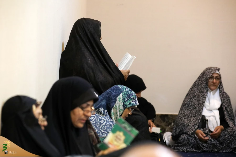 مراسم دعای کمیل زائران ایرانی در مکه مکرمه 18
