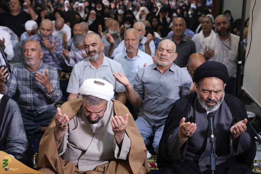 مراسم دعای کمیل زائران ایرانی در مکه مکرمه 38
