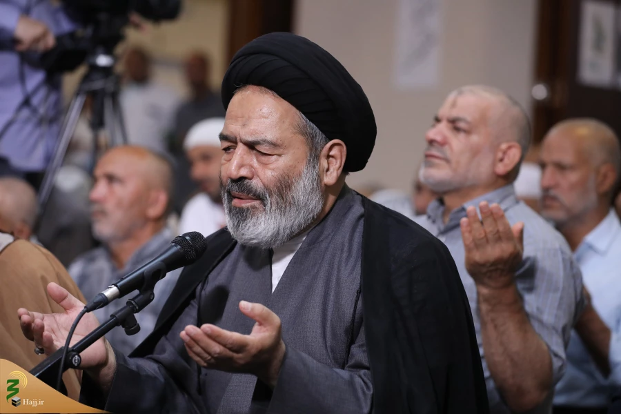 مراسم دعای کمیل زائران ایرانی در مکه مکرمه 41