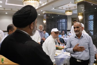 دیدار صمیمی سرپرست حجاج ایرانی با زائران کشورمان در مکه مکرمه _3 8
