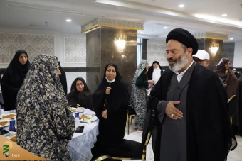 دیدار صمیمی سرپرست حجاج ایرانی با زائران کشورمان در مکه مکرمه _3 20