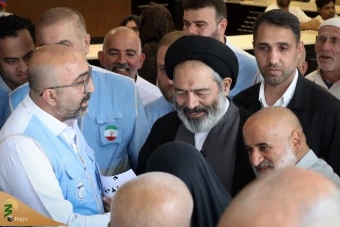 دیدار صمیمی سرپرست حجاج ایرانی با زائران کشورمان در مکه مکرمه _3 21