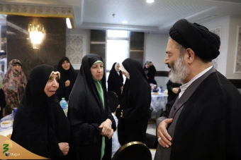 دیدار صمیمی سرپرست حجاج ایرانی با زائران کشورمان در مکه مکرمه _3 16