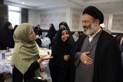 دیدار صمیمی سرپرست حجاج ایرانی با زائران کشورمان در مکه مکرمه _3 17