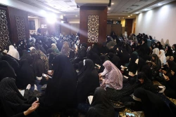حجت‌الاسلام‌والمسلمین نواب در مراسم پُرفیض دعای کمیل مطرح کرد:
چگونه آثار معنوی حج را از آفات اعمال حفظ کنیم؟ 8
