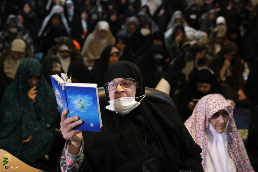 حجت‌الاسلام‌والمسلمین نواب در مراسم پُرفیض دعای کمیل مطرح کرد:
چگونه آثار معنوی حج را از آفات اعمال حفظ کنیم؟ 10