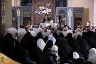 حجت‌الاسلام‌والمسلمین نواب در مراسم پُرفیض دعای کمیل مطرح کرد:
چگونه آثار معنوی حج را از آفات اعمال حفظ کنیم؟ 13