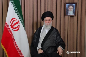 رهبر معظم انقلاب در پیام تلویزیونی خطاب به ملت ایران:
نیروهای مسلح، رژیم رذل صهیونی را بیچاره خواهندکرد/ مردم مطمئن باشند در این زمینه هیچ کوتاهی نخواهد شد
