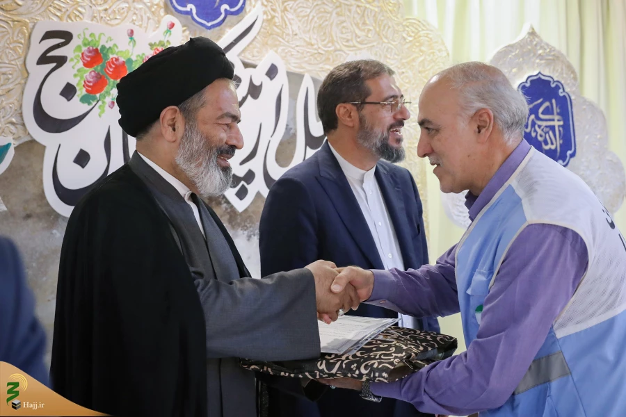مراسم تجلیل از پیشکسوتان حج 21