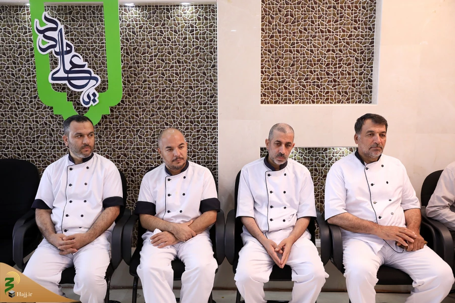 گرامیداشت عیدالله الاکبر در بعثه مقام معظم رهبری در مکه 8