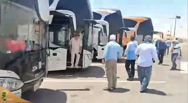اولین گروه حجاج ایرانی از مرز عربستان وارد عراق شدند +فیلم 2