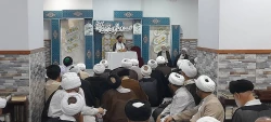 در نشست مشترک روحانیون کاروان‌ها عنوان شد؛
معرفت‌افزایی به زائران اولویت نخست برنامه‌های روحانیون در روزهای باقی مانده سفر باشد 2