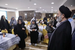 بازدید سرپرست حجاج ایرانی از هتل الرکائز مکه و گفتگوی صمیمی با زائران 5