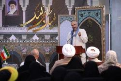 سرپرست حجاج ایرانی در نشست کاروان دانشگاهیان در مکه مکرمه مطرح کرد:
پویایی مستمر و بهره گیری از دانش روز در حوزه حج و زیارت 3