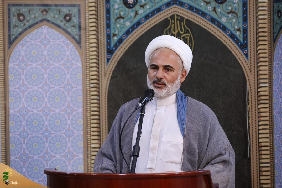 سرپرست حجاج ایرانی در نشست کاروان دانشگاهیان در مکه مکرمه مطرح کرد:
پویایی مستمر و بهره گیری از دانش روز در حوزه حج و زیارت 5