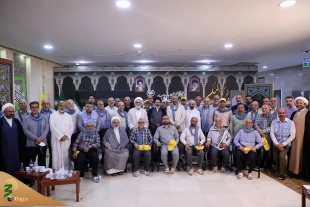 سرپرست حجاج ایرانی در نشست کاروان دانشگاهیان در مکه مکرمه مطرح کرد:
پویایی مستمر و بهره گیری از دانش روز در حوزه حج و زیارت 12