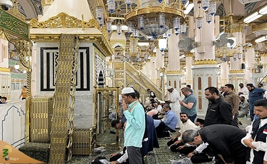 مسجدی که باب رحمت و جبرئیل دارد 4