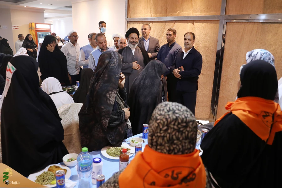 منتشر نشود/
بازدید سرپرست حجاج ایرانی از هتل «قصر العیان»/شادمانی حجاج برای زیارت عتبات 5