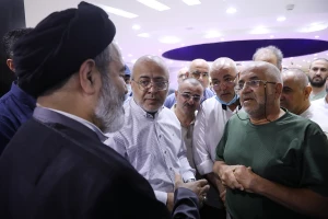 سرپرست حجاج ایرانی در دیدار زائران تشریح کرد:
برنامه بازگشت زائران ایرانی در روزهای آینده گسترش می‌یابد