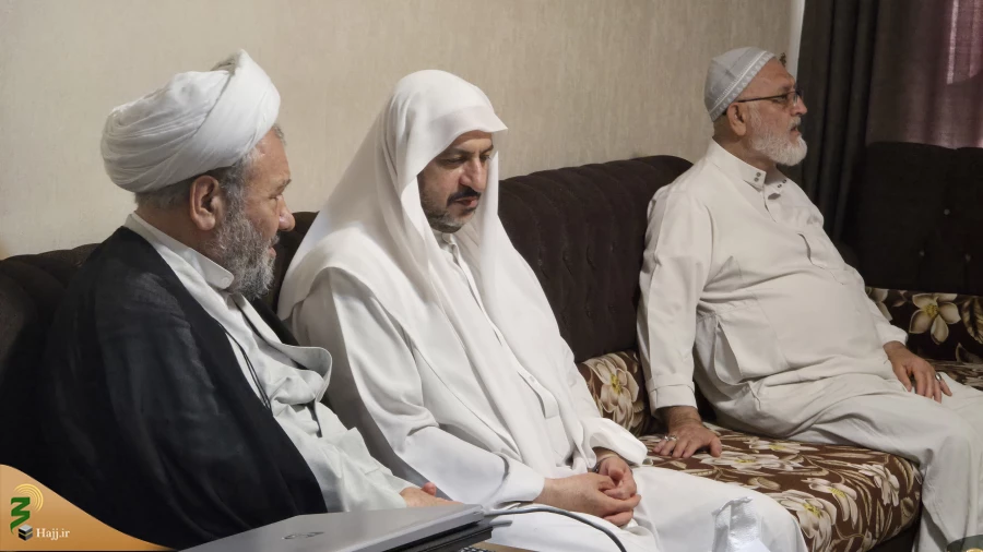 دیدار بعثه آیت الله مکارم شیرازی با مسئول بعثه رهبری در عراق 3