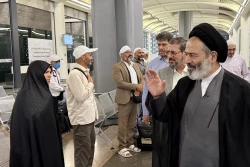 سرپرست حجاج ایرانی در بدرقه زائران مدینه بعد: در حرم پیامبر برای پیروزی جهان اسلام دعا کنید 10