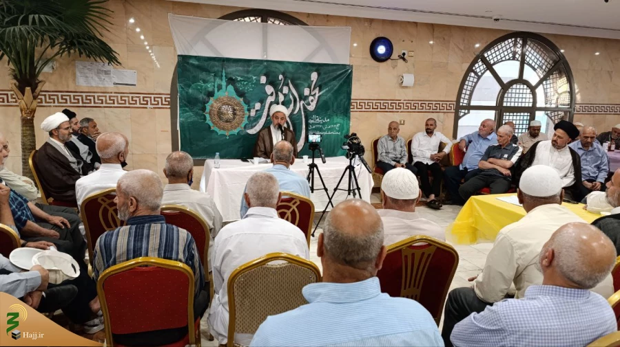 در محفل انس و معرفت مطرح شد:
پنج دستاورد زیارت رسول خدا(ص) 7