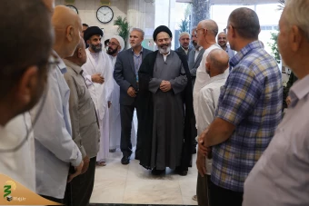 دیدار صمیمی سرپرست حجاج ایرانی با زائران کشورمان در مکه مکرمه _4 12