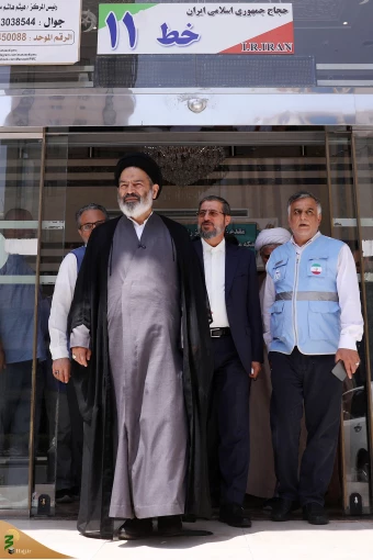دیدار صمیمی سرپرست حجاج ایرانی با زائران کشورمان در مکه مکرمه _4 35