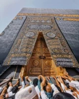 حاجی نوشت؛
خودت پاهای کم توانم را بِجُنبان به طواف وداع 2