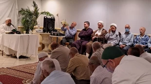 دعای زائران مدینه برای ایران؛ مروی: قوت رزمندگان دشمن را ترسانده 12