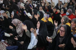  مراسم باشکوه دومین دعای کمیل پس از ایام تشریق 32