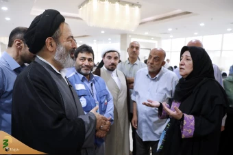 دیدار صمیمی سرپرست حجاج ایرانی با زائران کشورمان در مکه مکرمه _5 26
