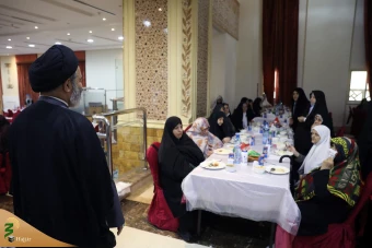 دیدار صمیمی سرپرست حجاج ایرانی با زائران کشورمان در مکه مکرمه _5 45